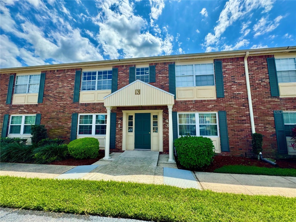 1920 E Edgewood Drive #K4 Lakeland FL 33803 S5102285 image1