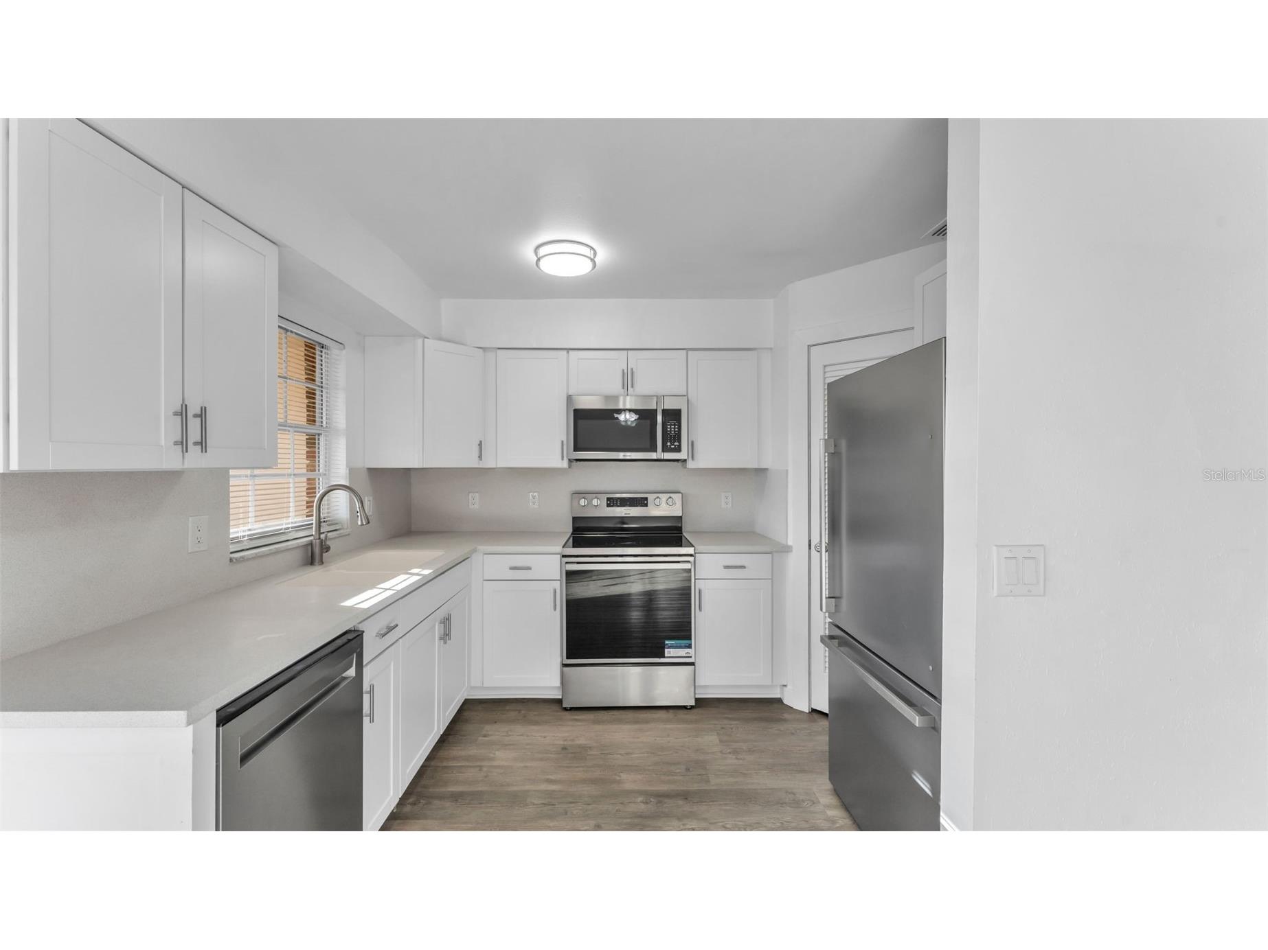 1920 E Edgewood Drive #M2 Lakeland FL 33803 - LAKE BENTLEY L4959530 image25