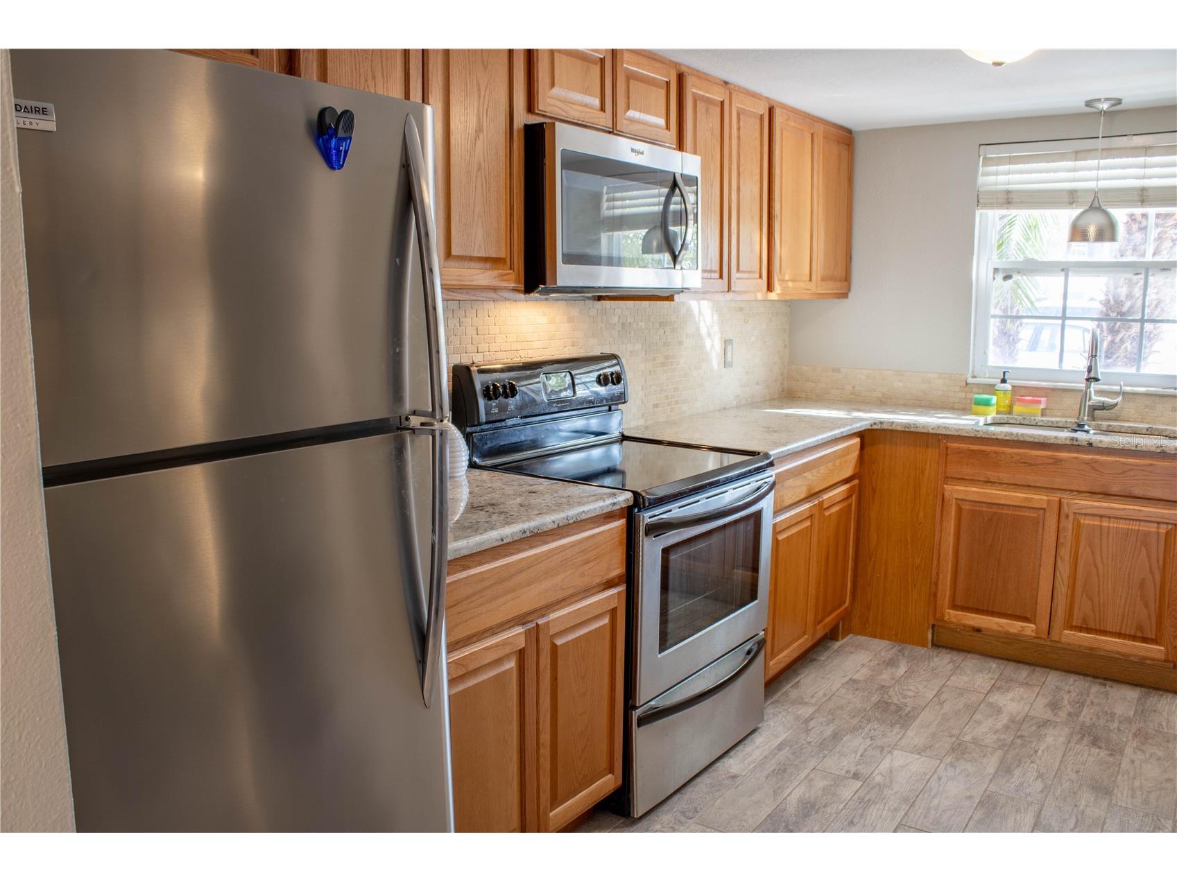 1920 E Edgewood Drive #P2 Lakeland FL 33803 - LAKE BENTLEY L4958809 image10