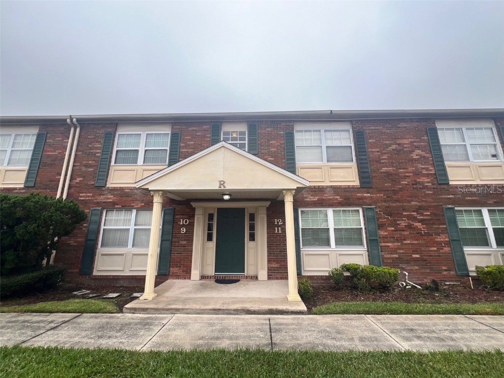 1920 E Edgewood Drive #R10 Lakeland FL 33803 - LAKE BENTLEY T3495012 image1