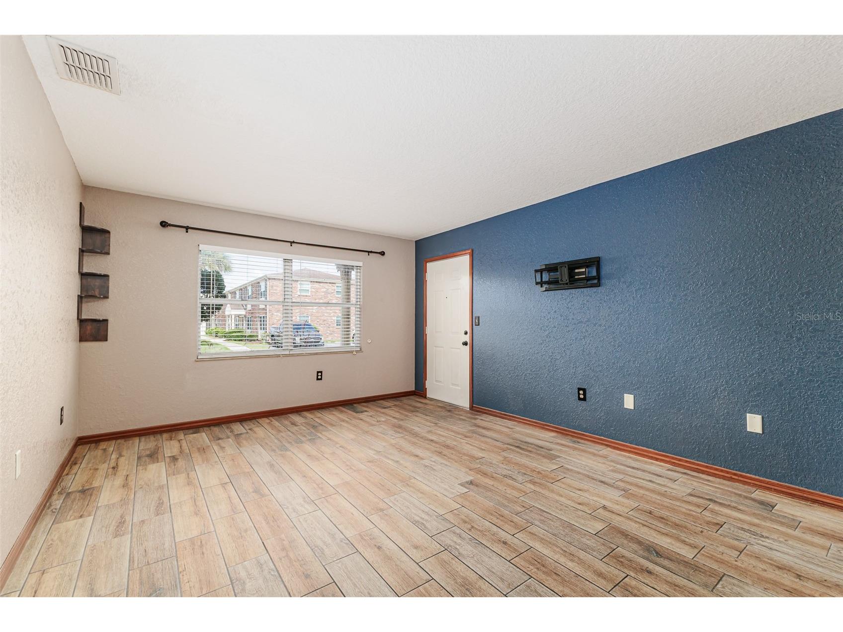 1920 E Edgewood Drive #R3 Lakeland FL 33803 L4962662 image5