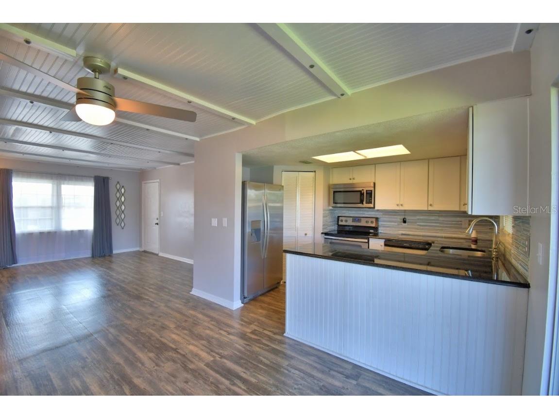 1920 E Edgewood Drive #R8 Lakeland FL 33803 L4954897 image5