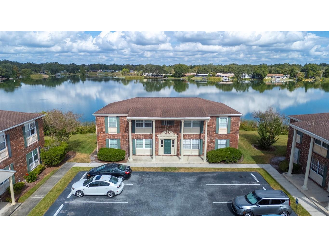 1920 E Edgewood Drive #S2 Lakeland FL 33803 - LAKE BENTLEY L4957083 image1