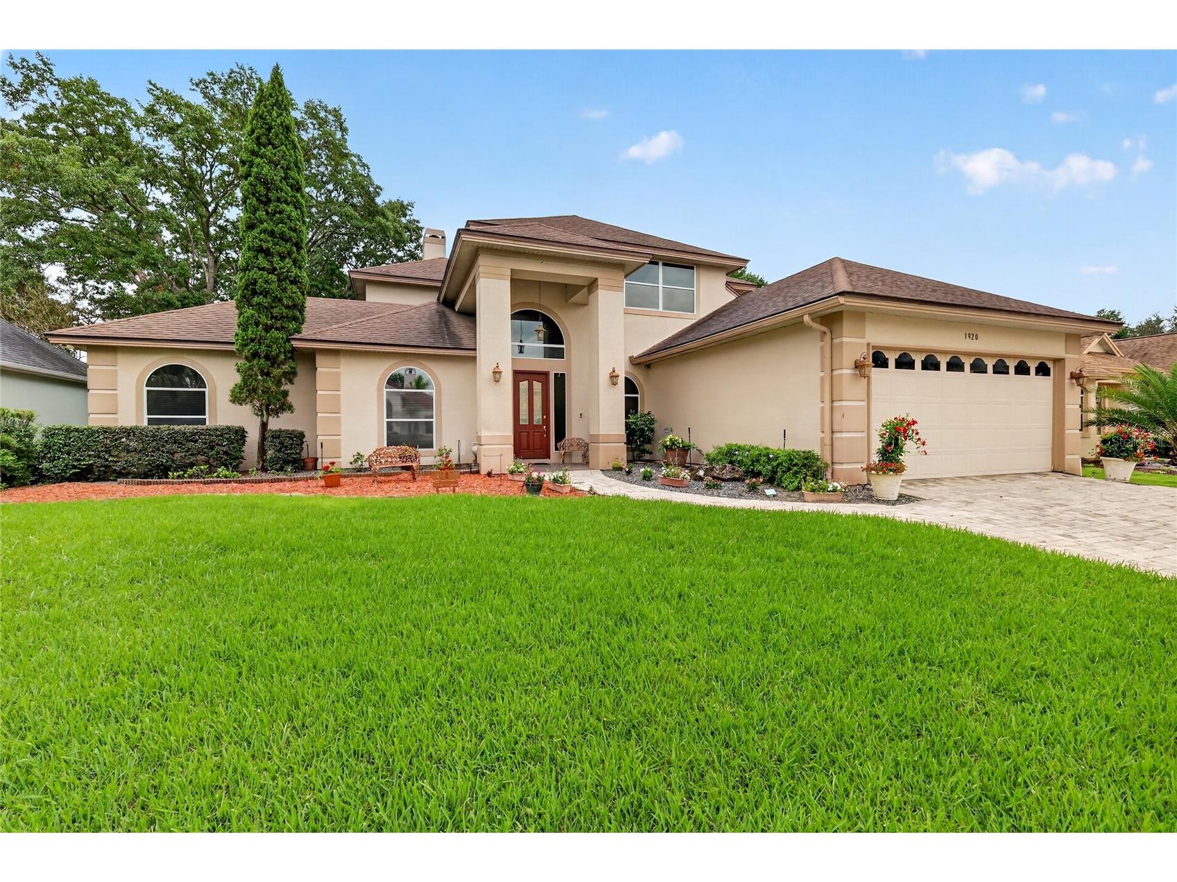 1920 Edgewater Drive Mount Dora FL 32757 G5113449 image1