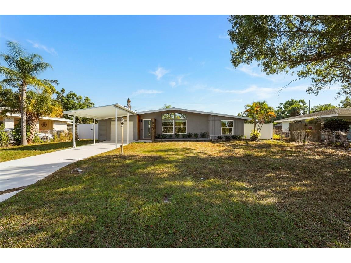 1920 Elk Avenue Sarasota FL 34235 A4672991 image1