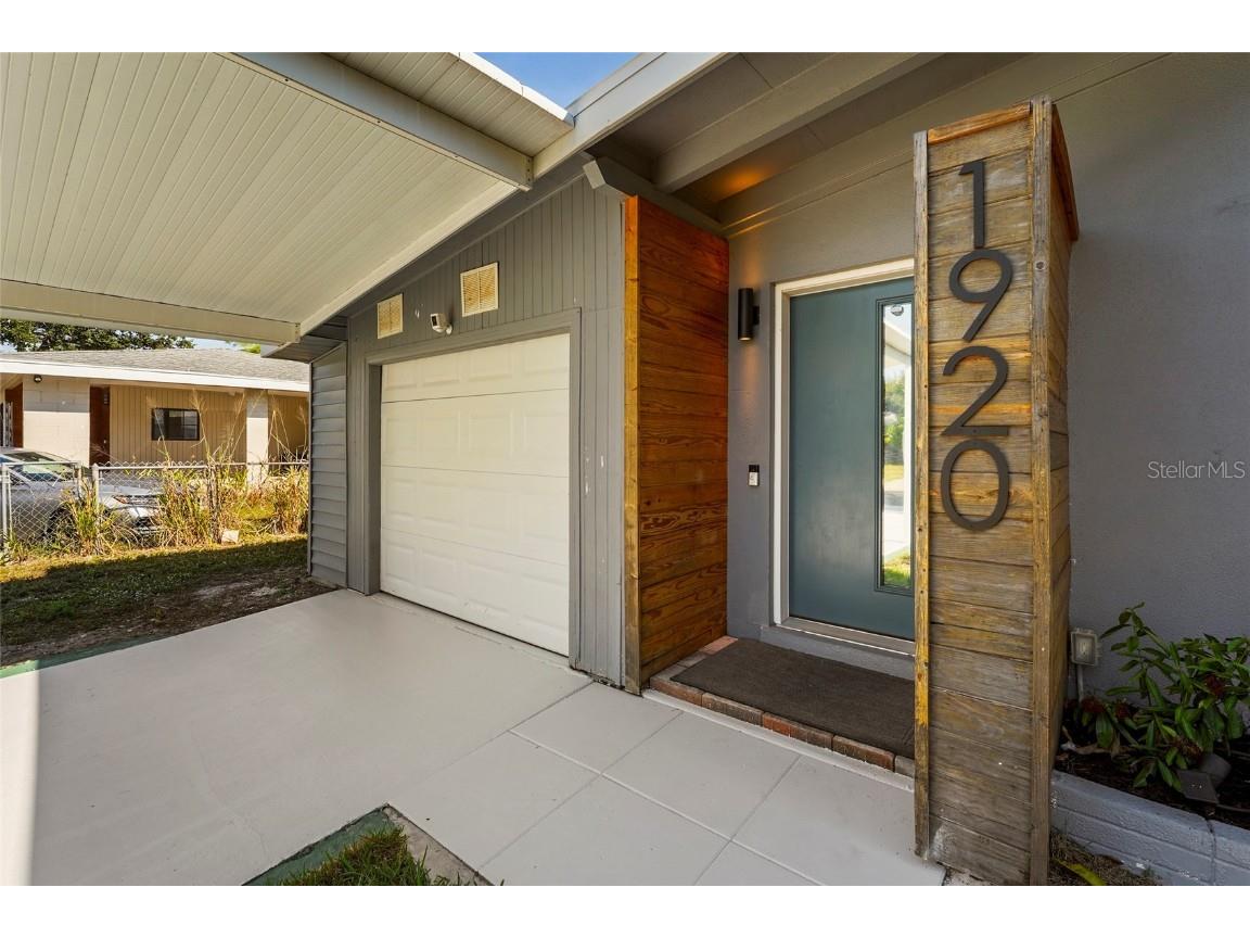 1920 Elk Avenue Sarasota FL 34235 A4672991 image2