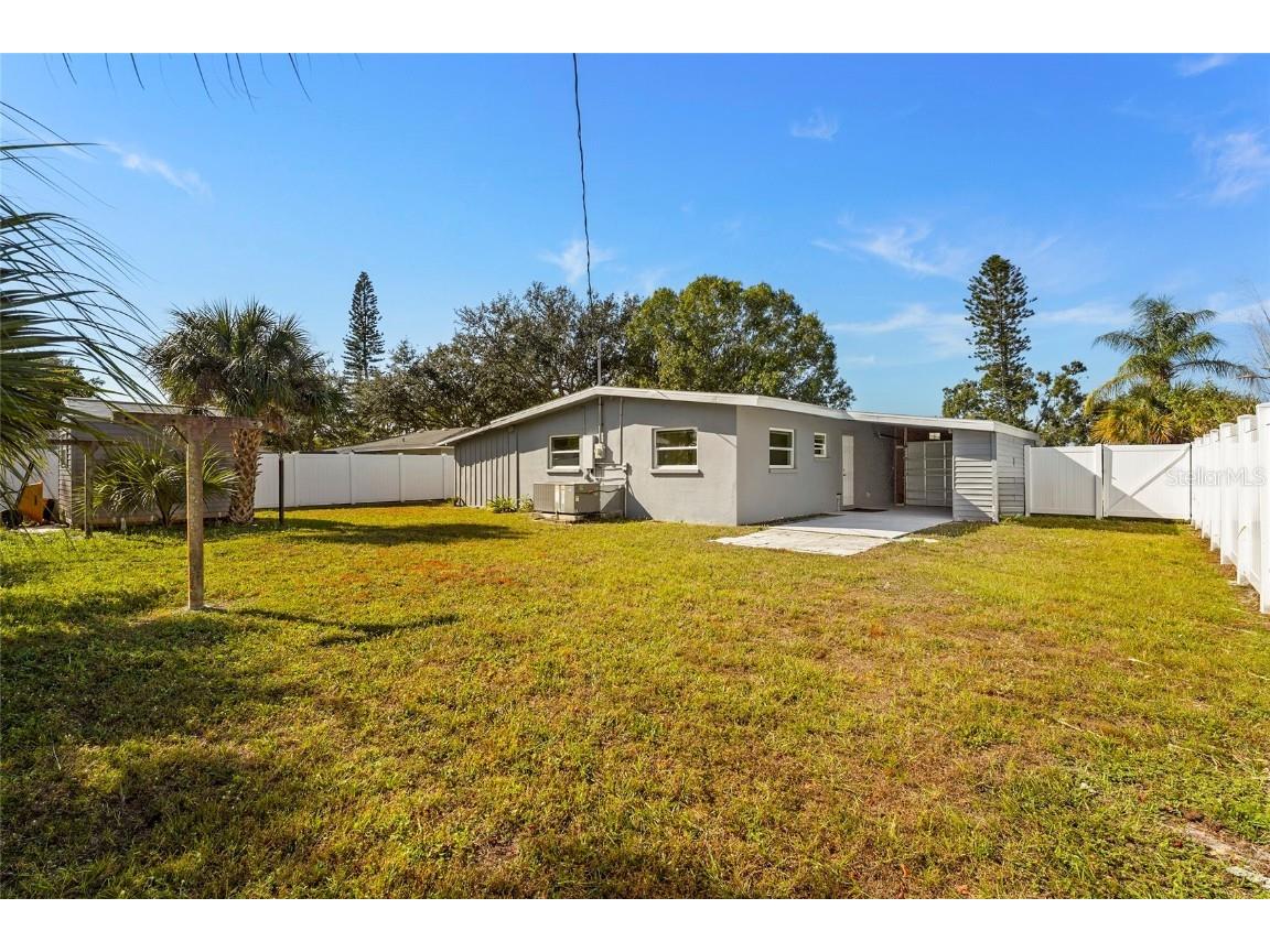 1920 Elk Avenue Sarasota FL 34235 A4672991 image7