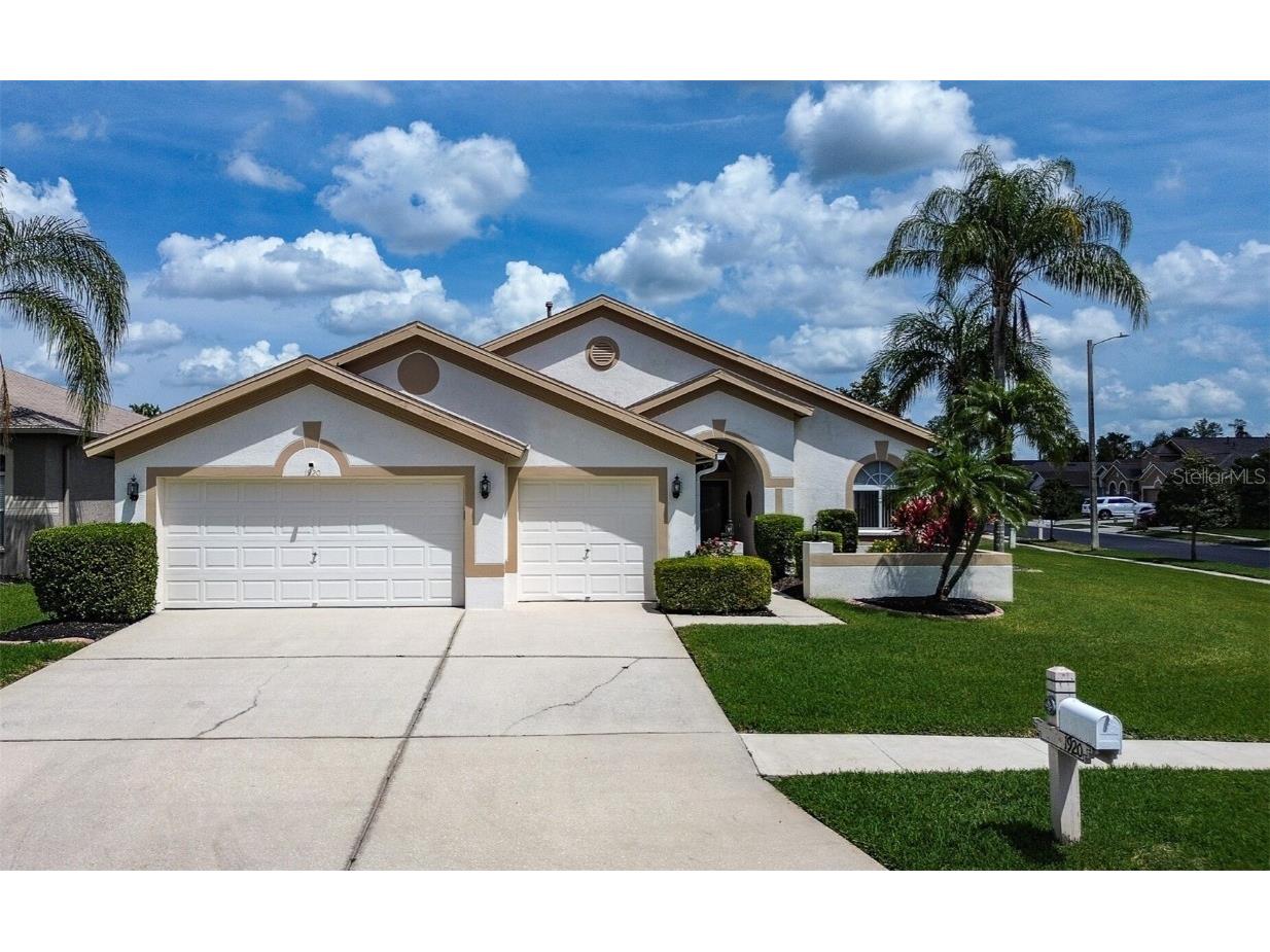 1920 Folkstone Place Wesley Chapel FL 33543 TB8368487 image1