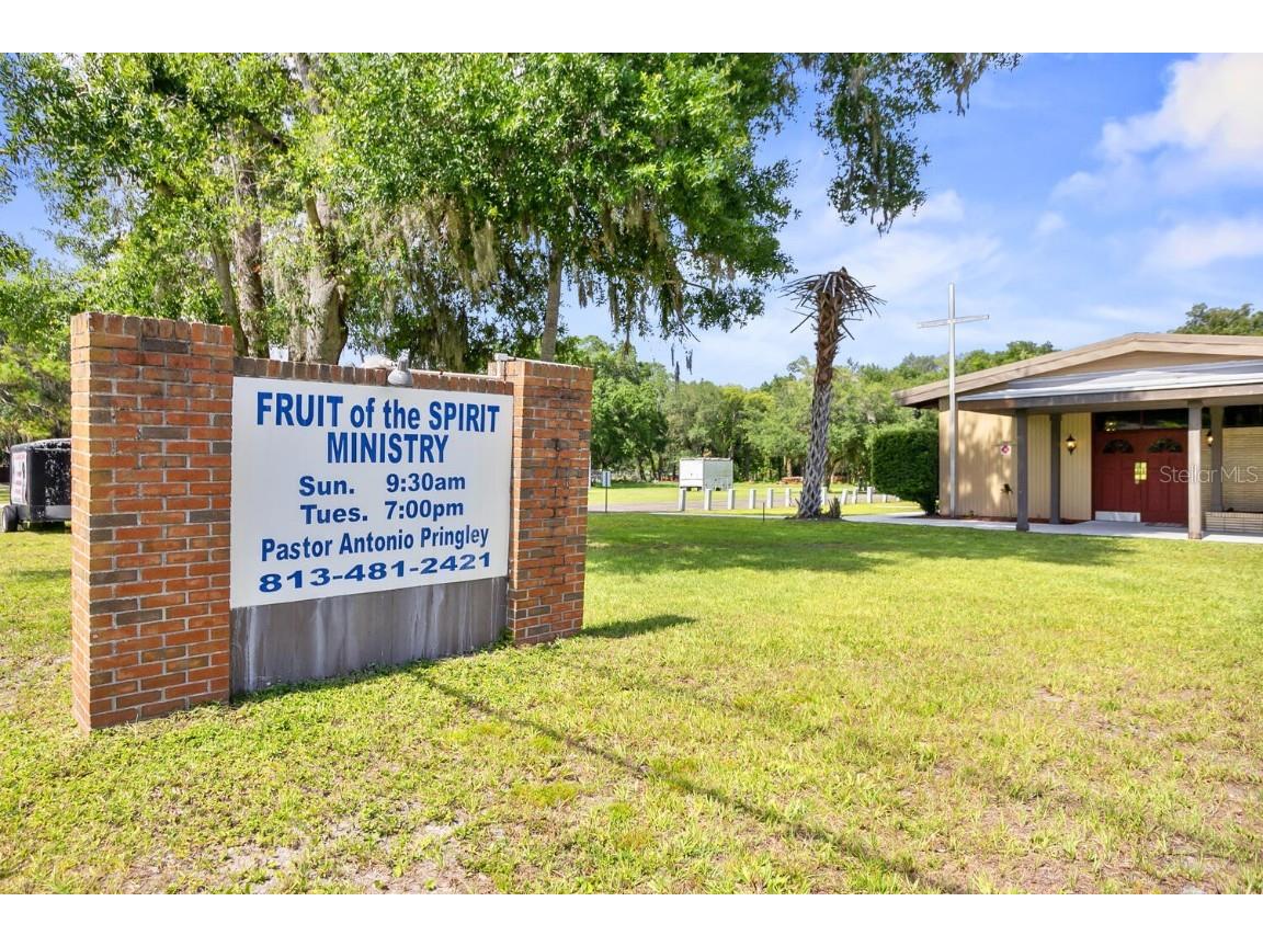 1920 Maydell Drive Tampa FL 33619 T3379196 image1