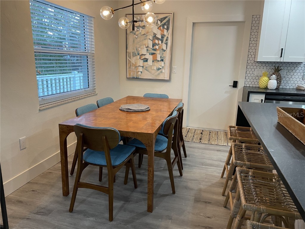 1920 Morrill Street #PINEAPPLE Sarasota FL 34236 A4673833 image27