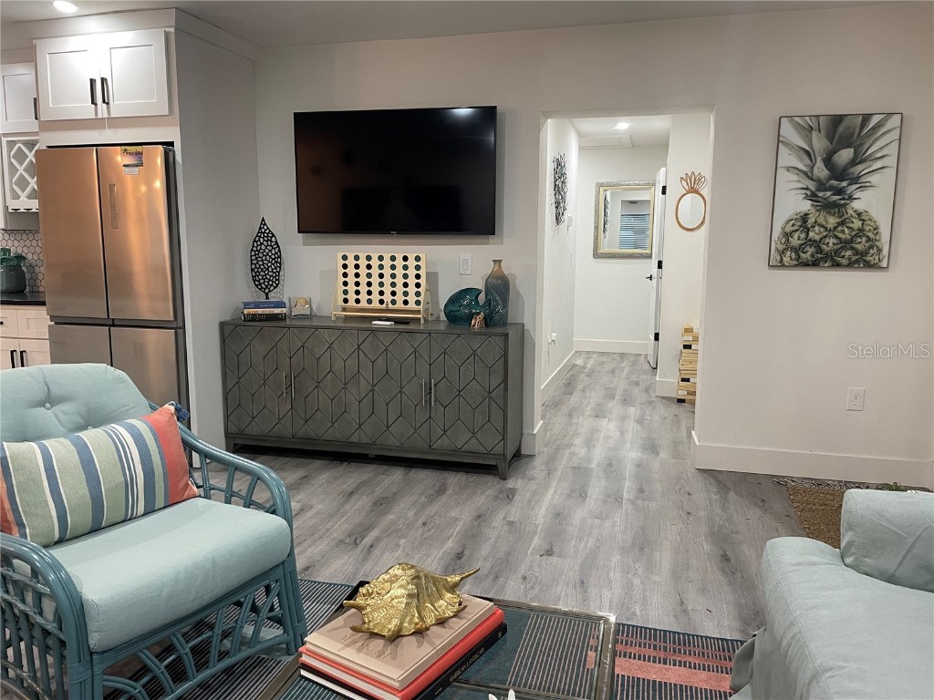 1920 Morrill Street #PINEAPPLE Sarasota FL 34236 A4673833 image7