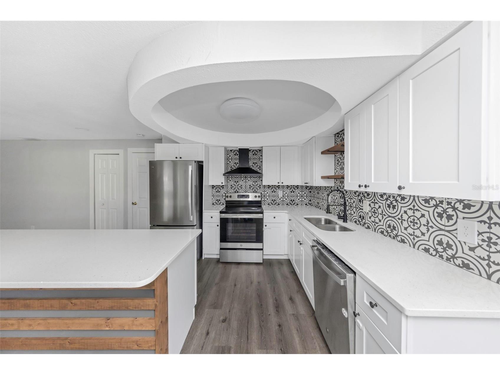 1920 N Highland Avenue Clearwater FL 33755 TB8467666 image3