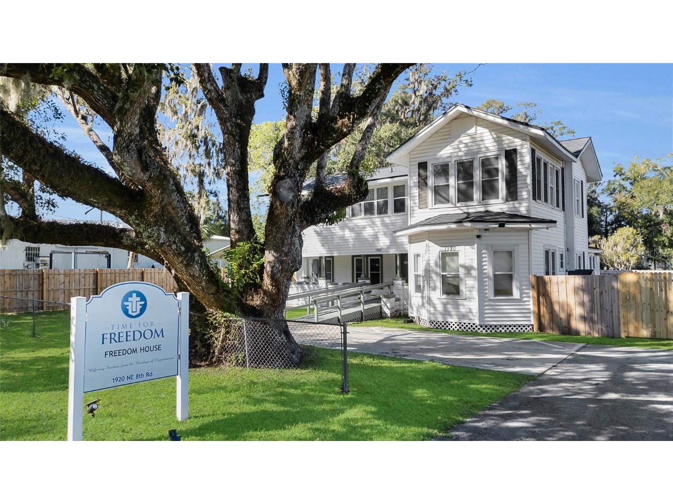 1920 NE 8th Road Ocala FL 34470 OM712964 image2