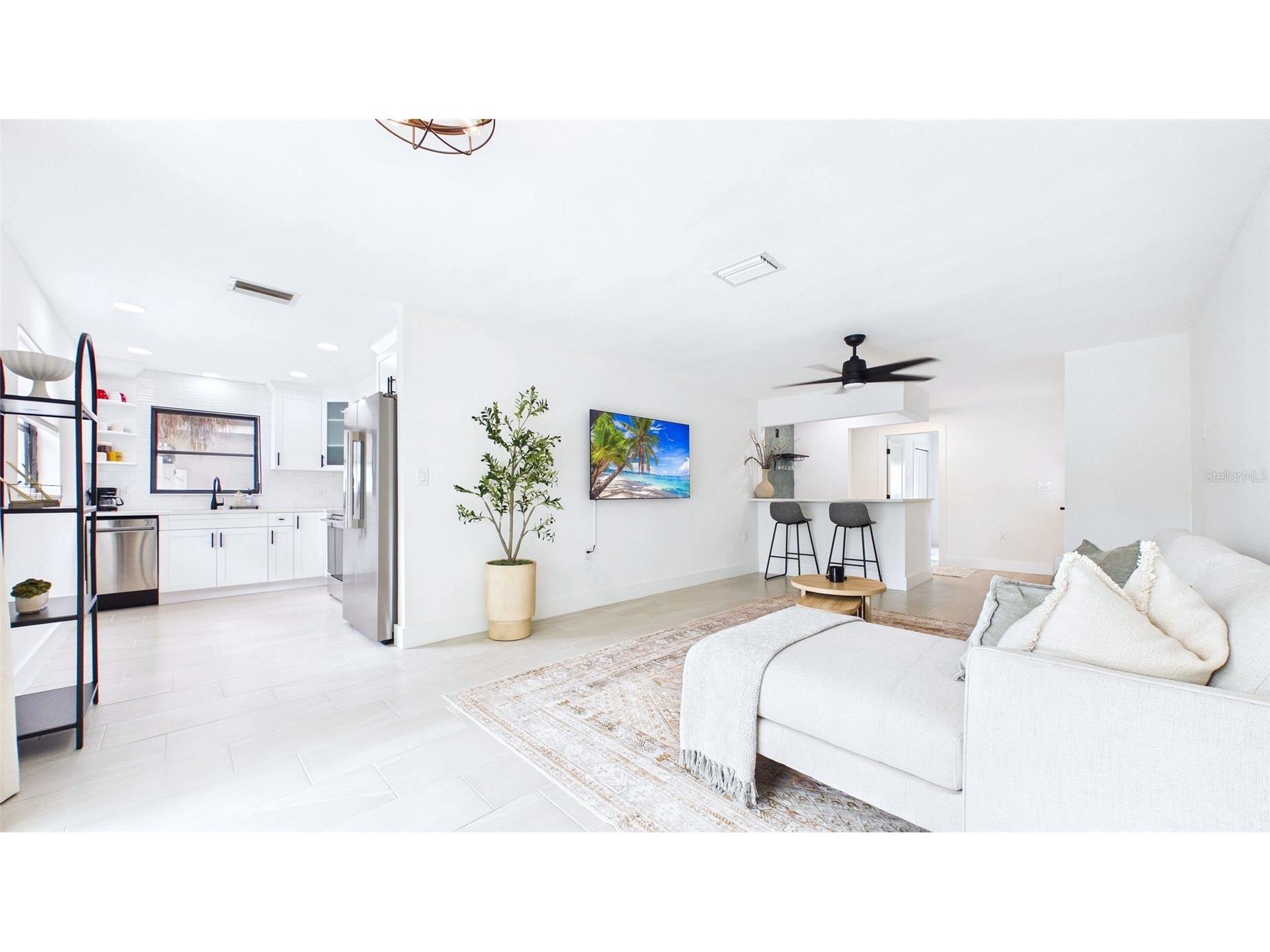 1920 New Hampshire Avenue NE Saint Petersburg FL 33703 TB8491638 image10