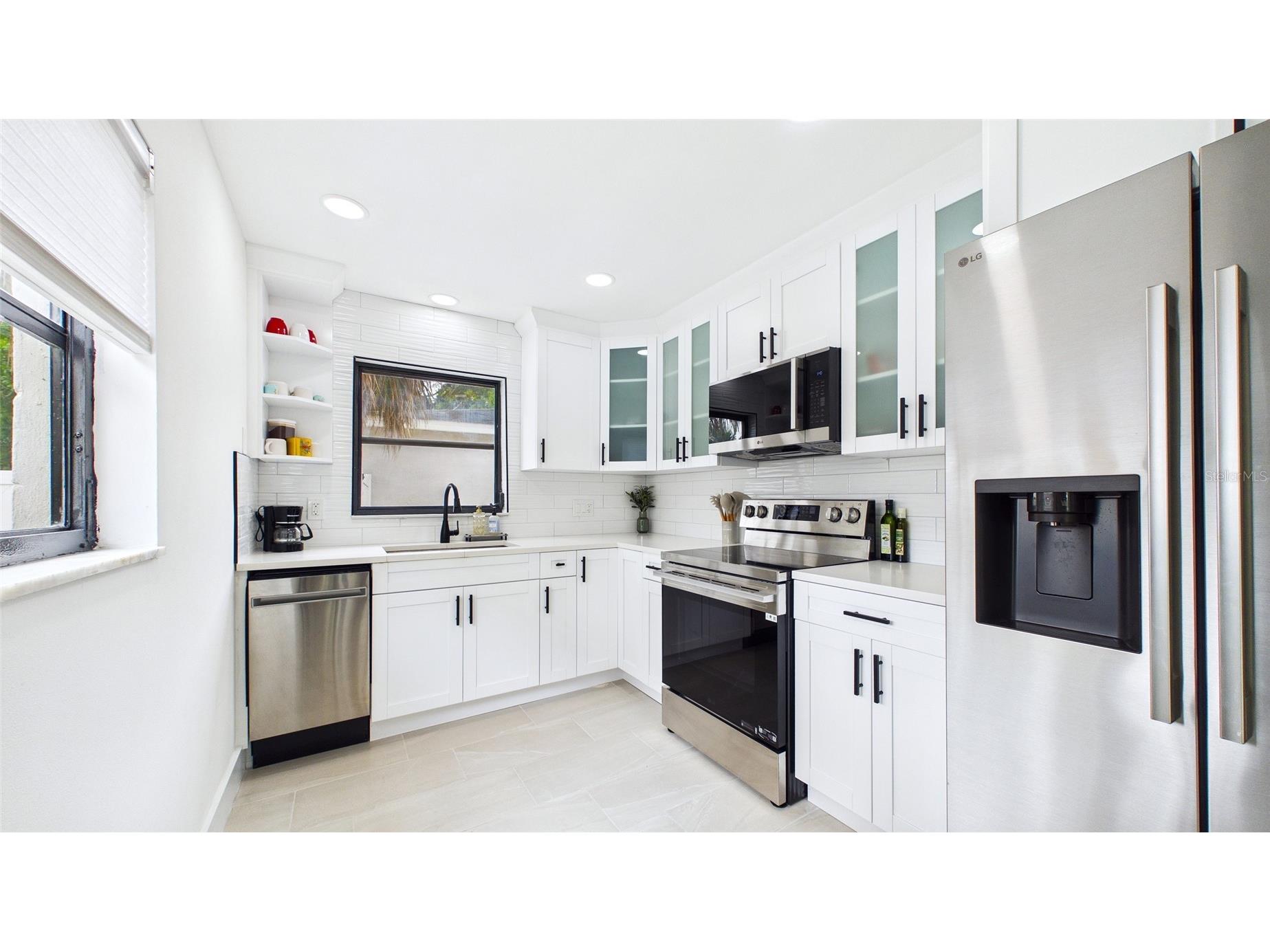 1920 New Hampshire Avenue NE Saint Petersburg FL 33703 TB8491638 image11