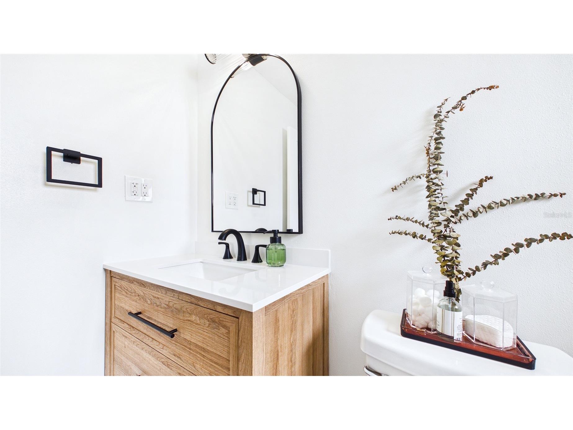 1920 New Hampshire Avenue NE Saint Petersburg FL 33703 TB8491638 image21