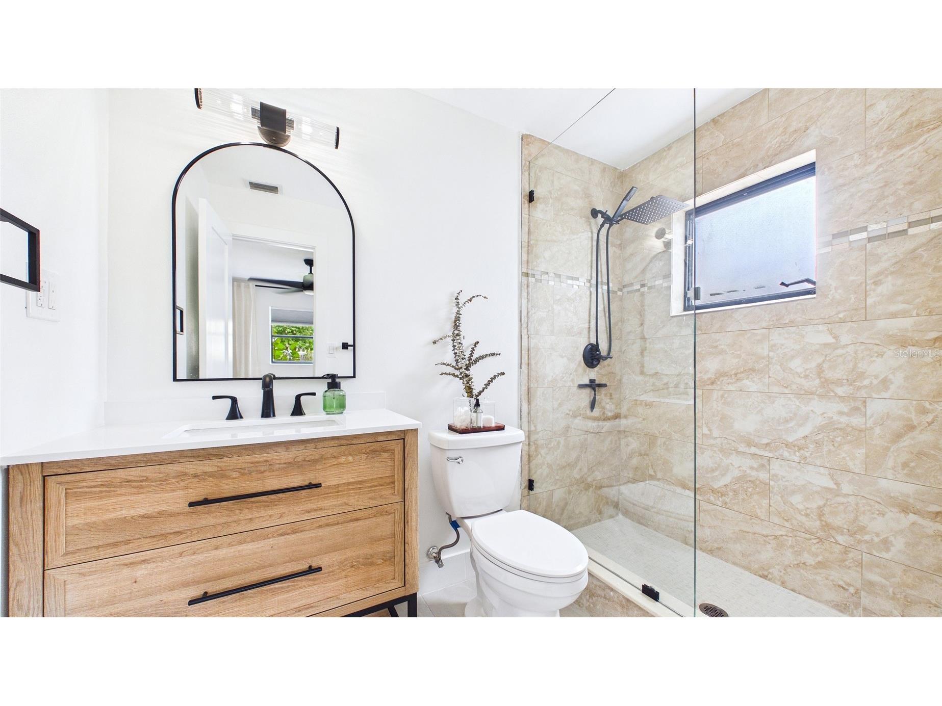 1920 New Hampshire Avenue NE Saint Petersburg FL 33703 TB8491638 image22