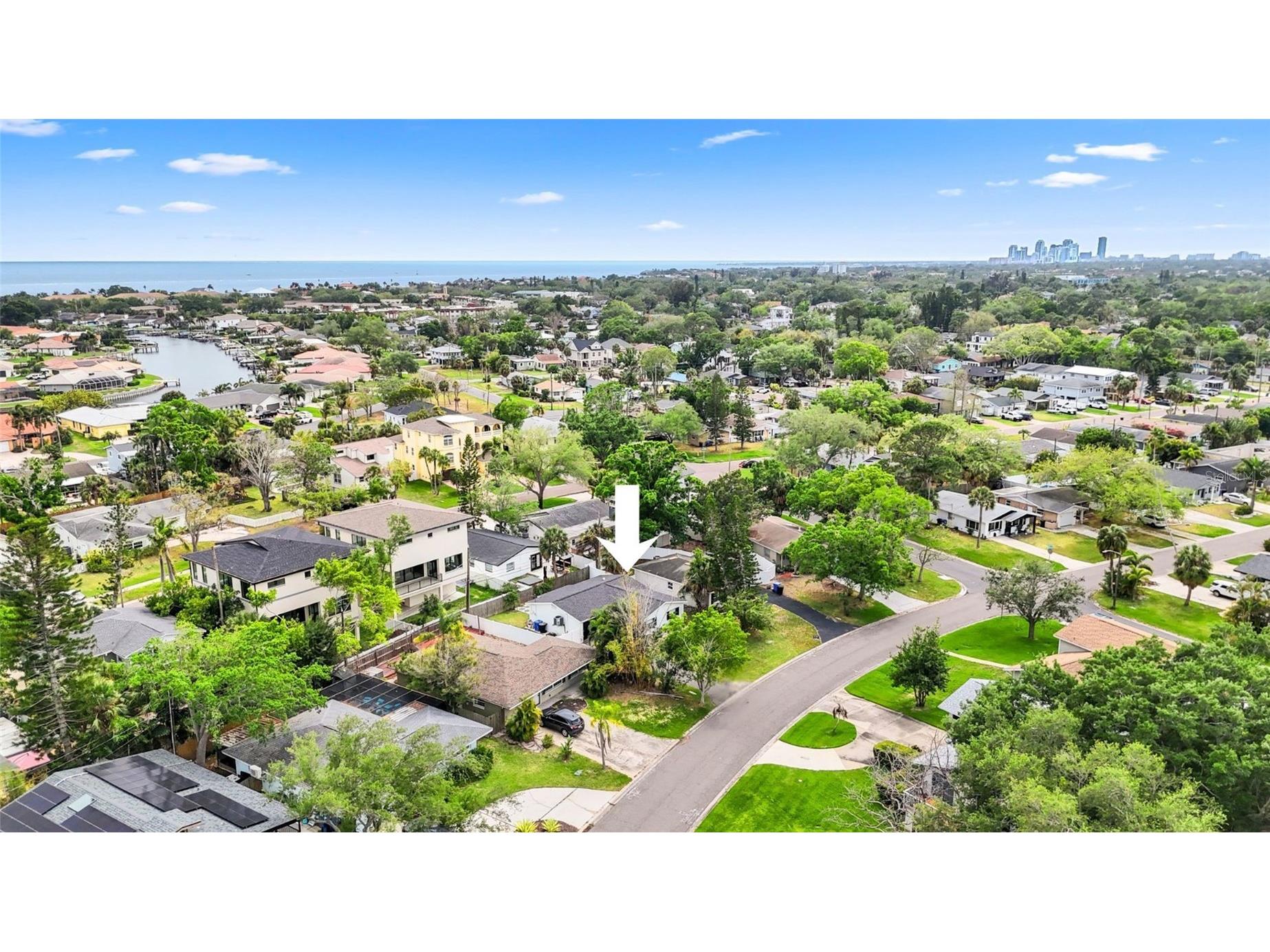 1920 New Hampshire Avenue NE Saint Petersburg FL 33703 TB8491638 image37