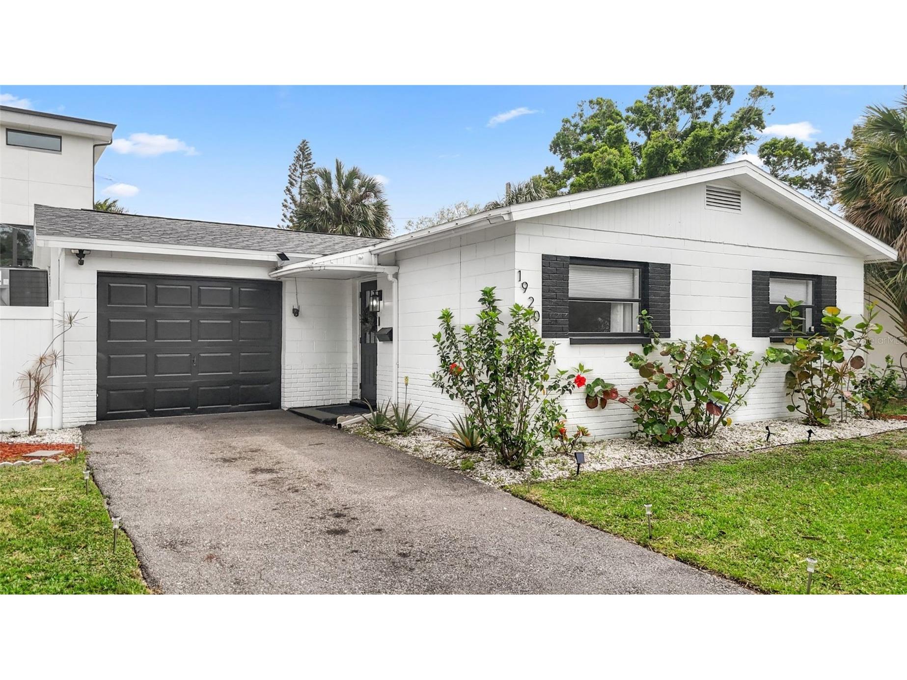 1920 New Hampshire Avenue NE Saint Petersburg FL 33703 TB8491638 image4