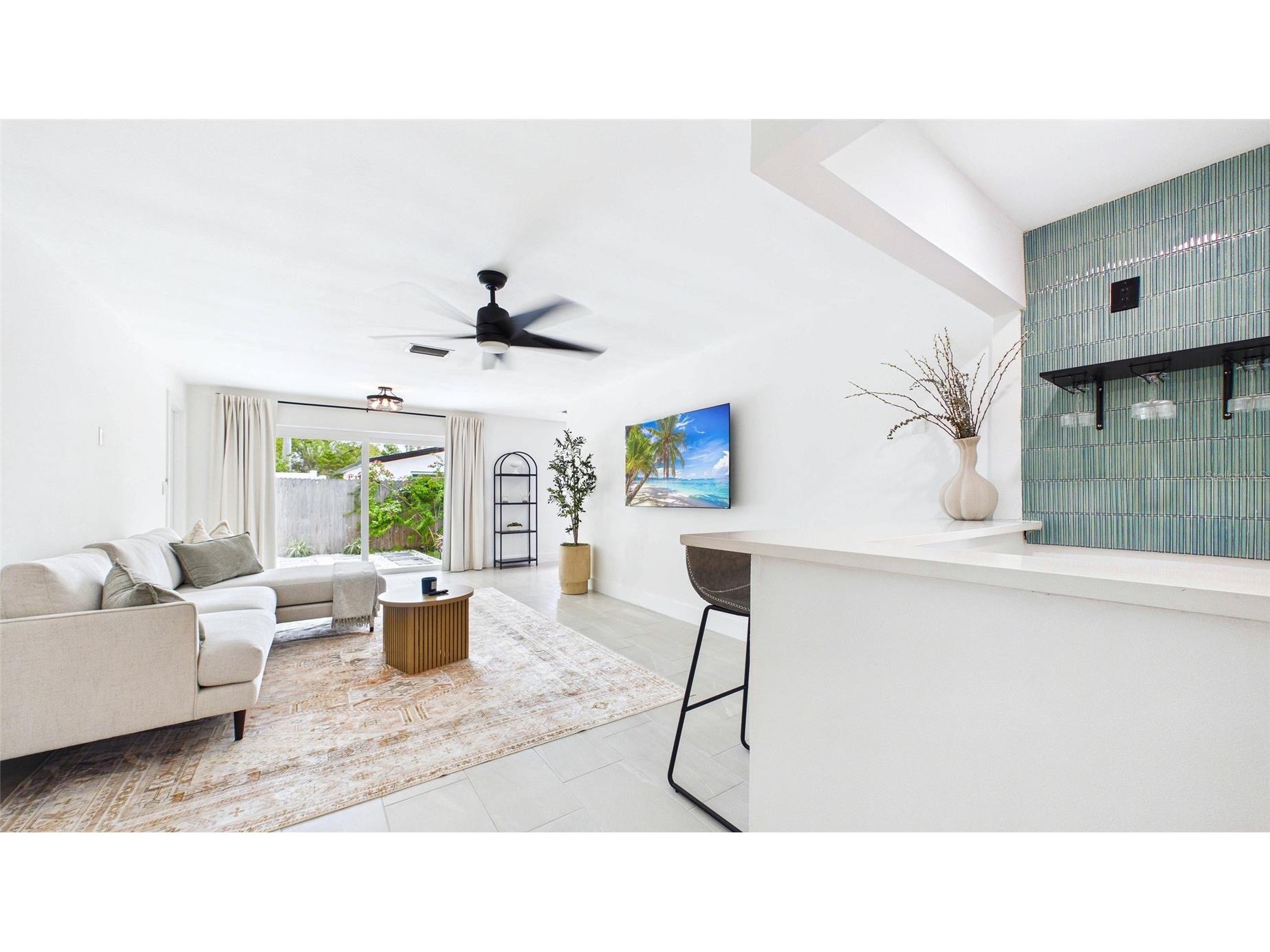 1920 New Hampshire Avenue NE Saint Petersburg FL 33703 TB8491638 image6