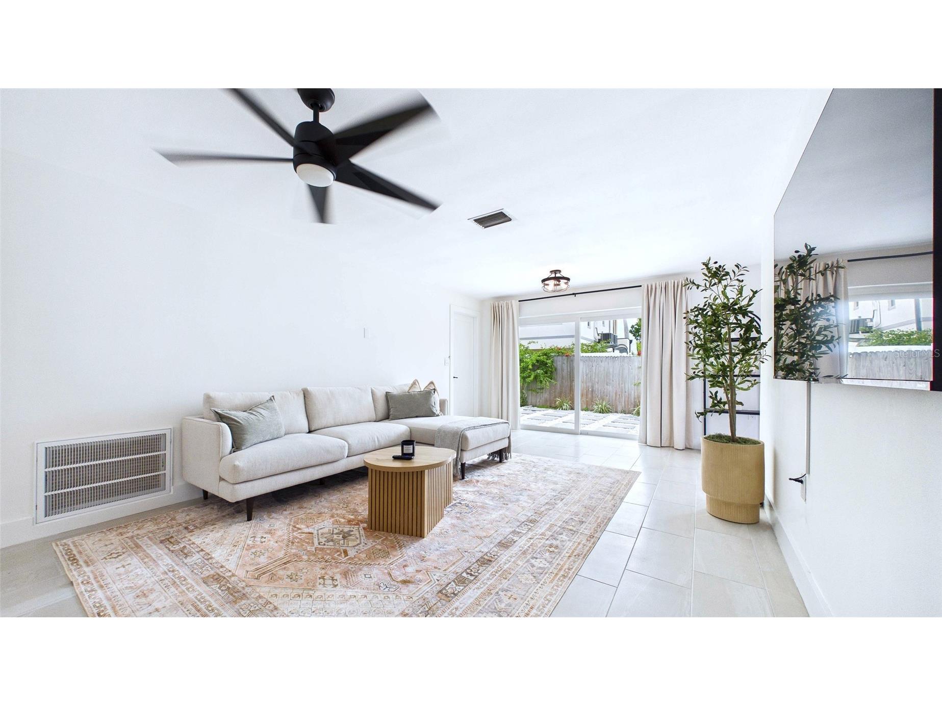 1920 New Hampshire Avenue NE Saint Petersburg FL 33703 TB8491638 image8