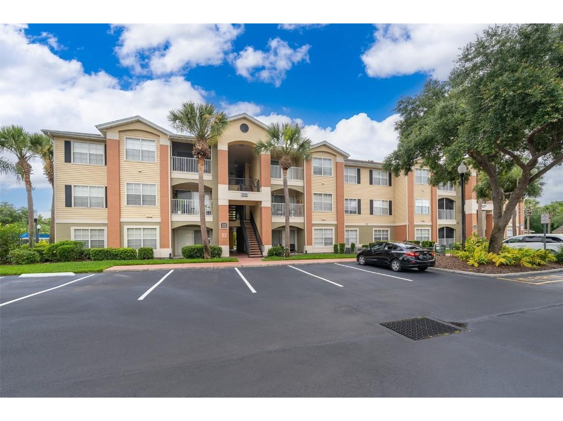 1920 Summer Club Drive #202 Oviedo FL 32765 O6214744 image1