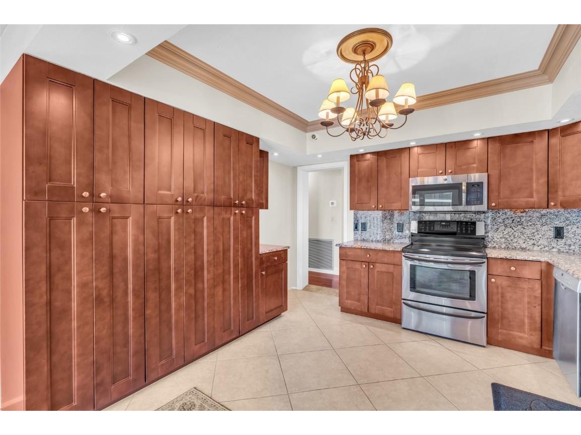 1920 Virginia Avenue #902 Fort Myers FL 33901 C7514937 image26