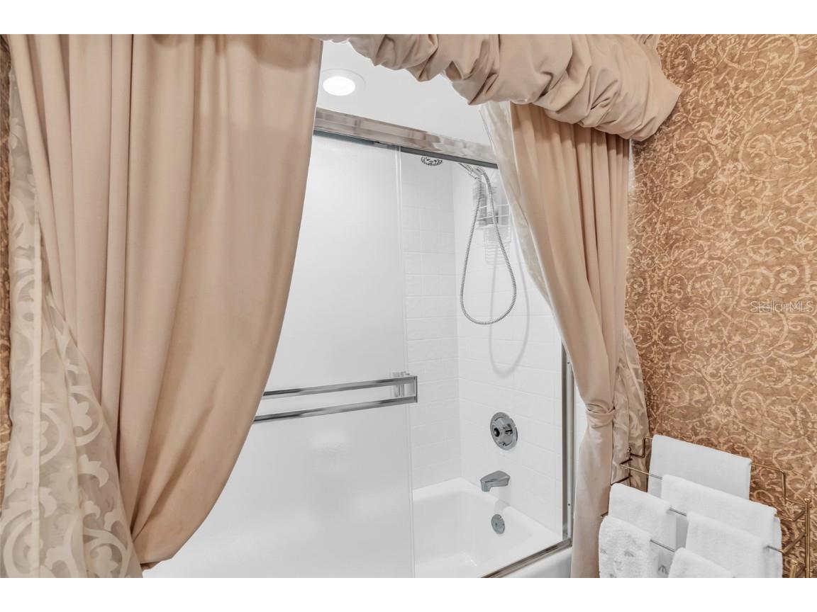 1920 Virginia Avenue #902 Fort Myers FL 33901 C7514937 image31