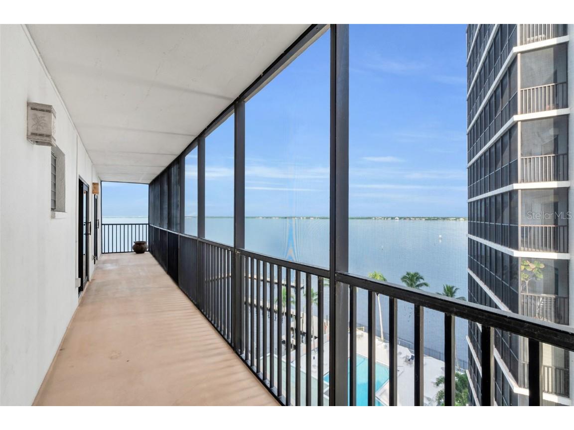 1920 Virginia Avenue #902 Fort Myers FL 33901 C7514937 image46