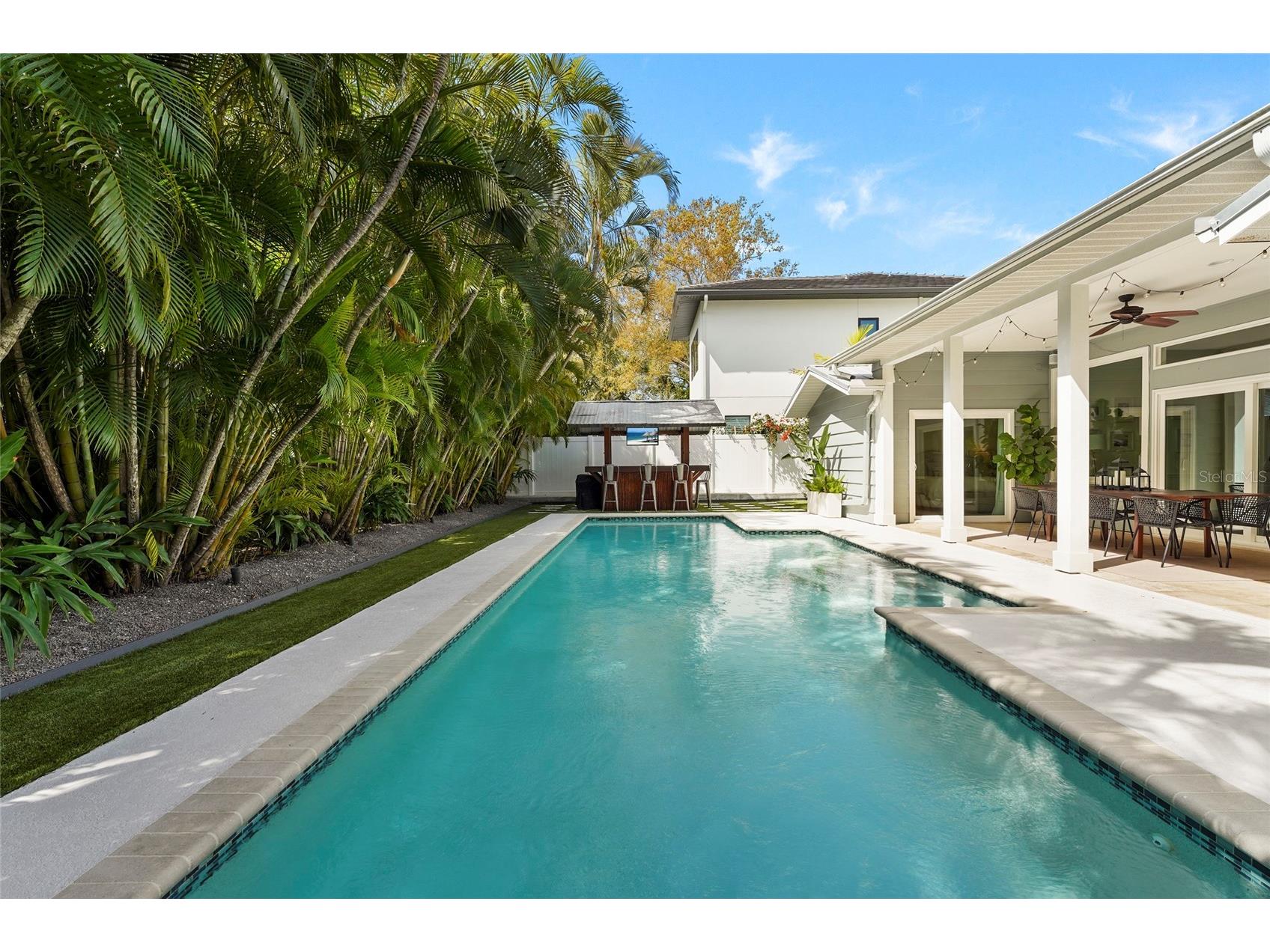 1920 Wisteria Street Sarasota FL 34239 A4683653 image3