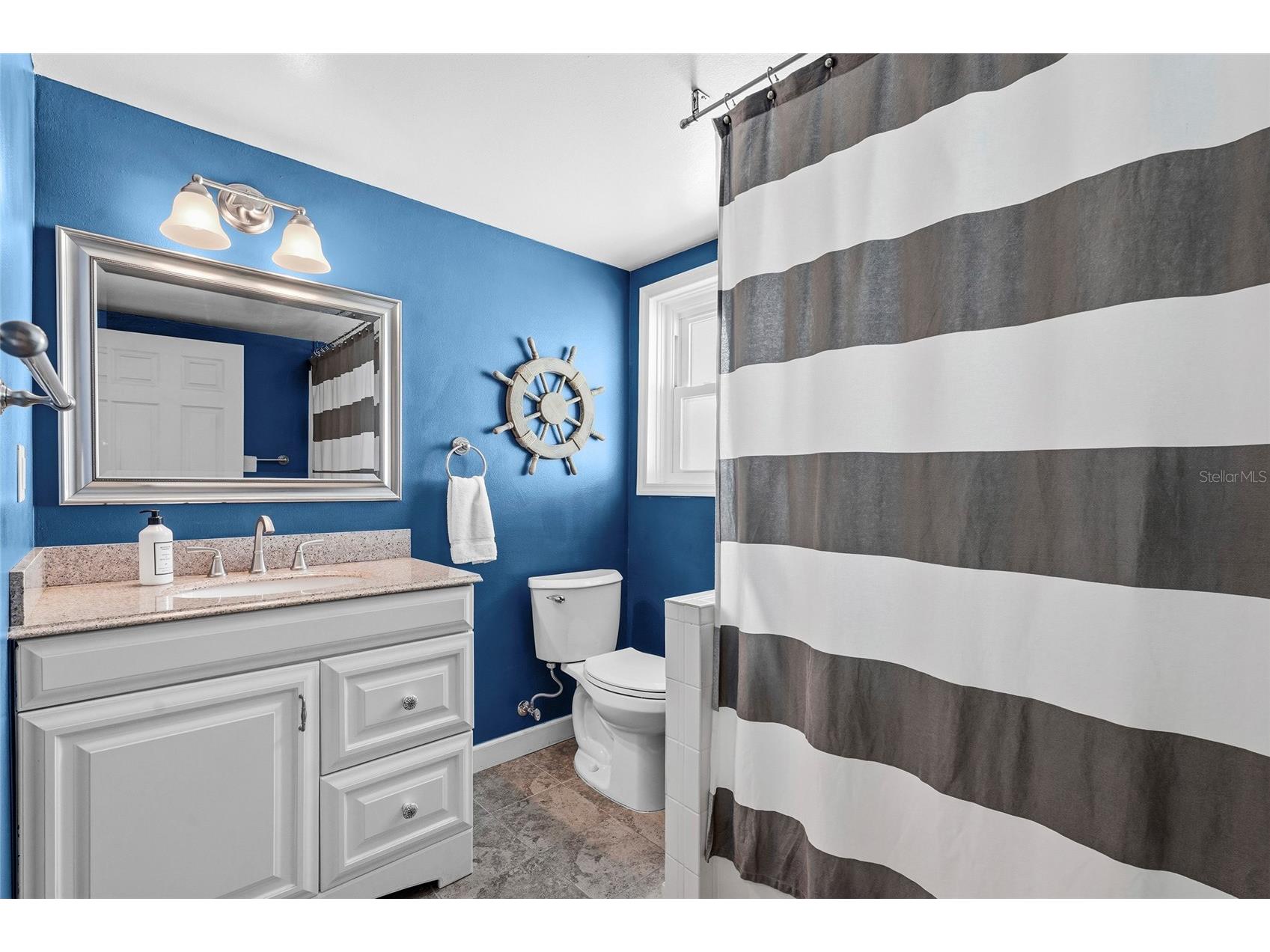 1920 Wisteria Street Sarasota FL 34239 A4683653 image30