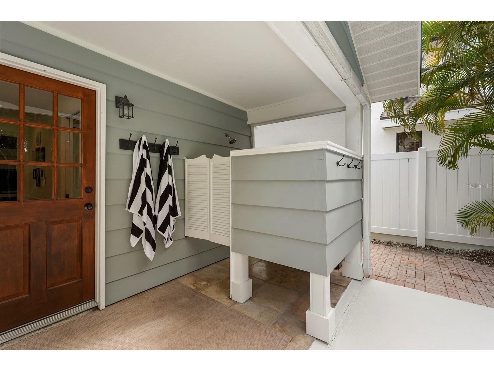 1920 Wisteria Street Sarasota FL 34239 A4683653 image39