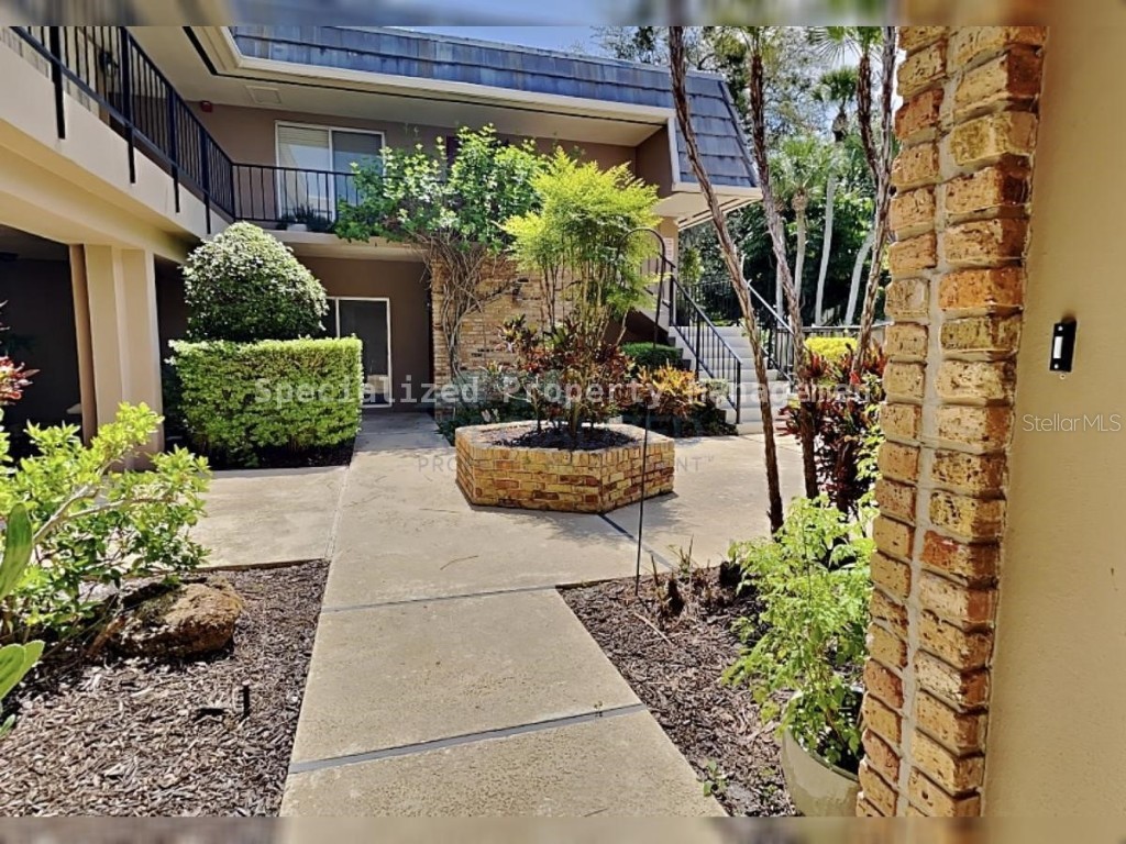 1920 Woodcrest Drive #10 Winter Park FL 32792 O6135509 image1