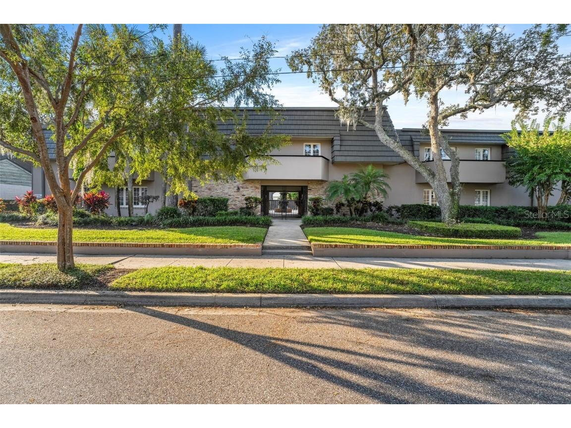 1920 Woodcrest Drive #10 Winter Park FL 32792 O6226026 image1