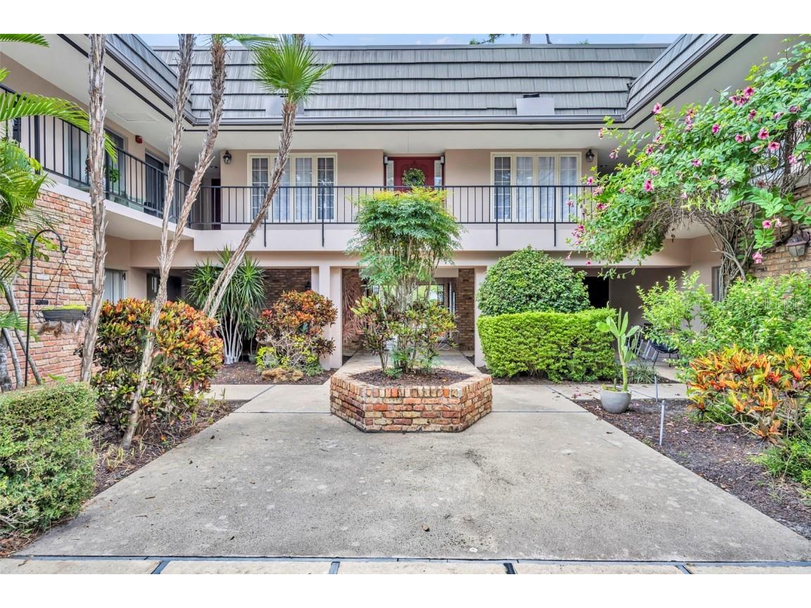 1920 Woodcrest Drive #15 Winter Park FL 32792 O6325960 image1