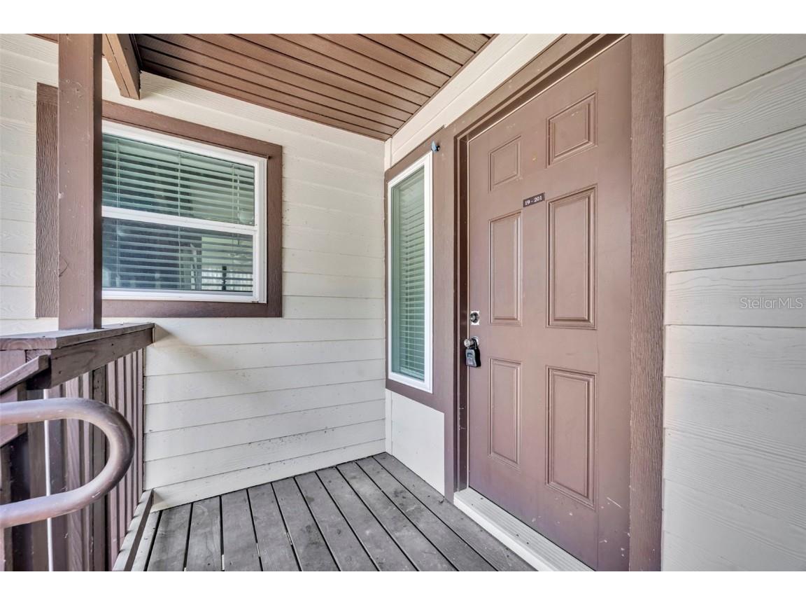 19201 Sandalwood Drive #19201 Wildwood FL 34785 - POND G5101556 image5