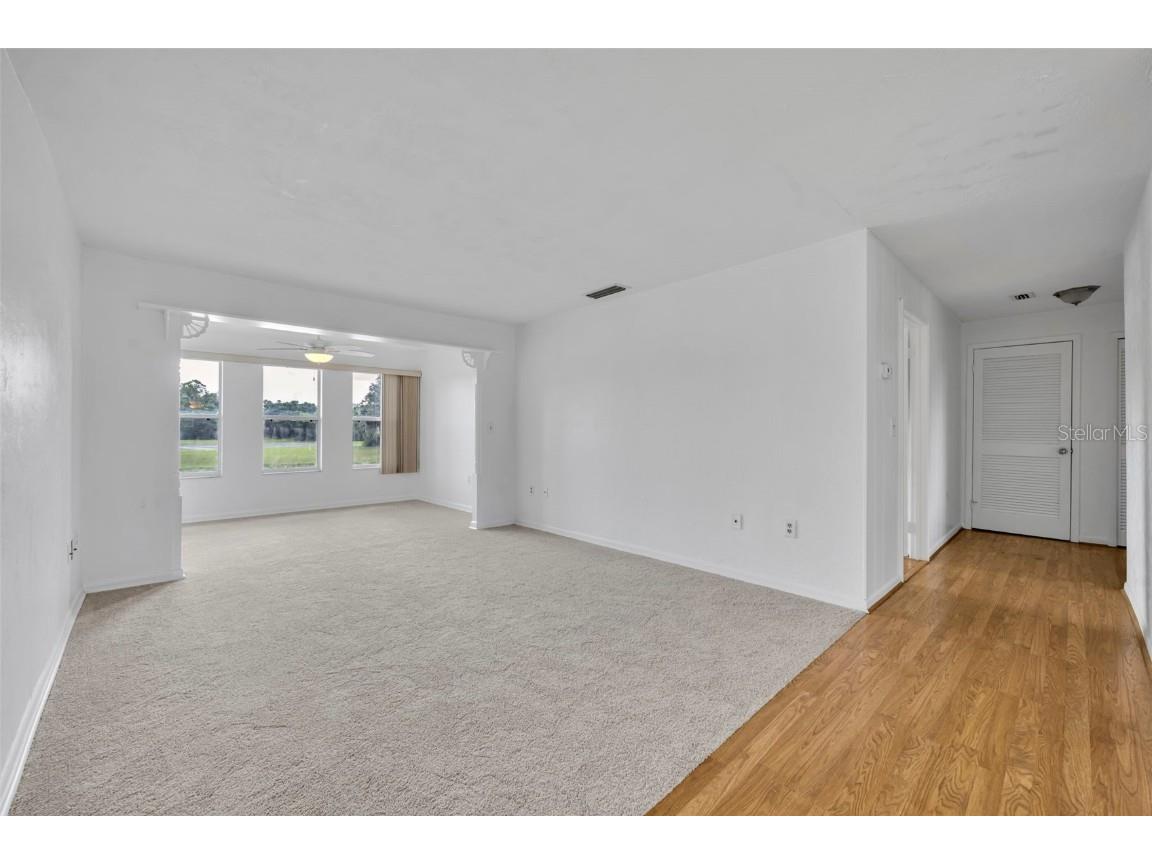 19201 Sandalwood Drive #19201 Wildwood FL 34785 - POND G5101556 image6