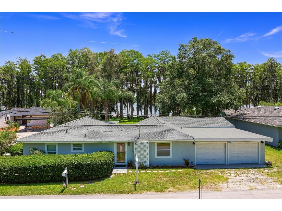 19207 Crooked Lane Lutz FL 33548 - LAKE HOBBS T3452319 image1
