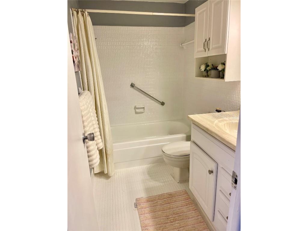 1921 58th Avenue N #11 Saint Petersburg FL 33714 TB8391287 image13