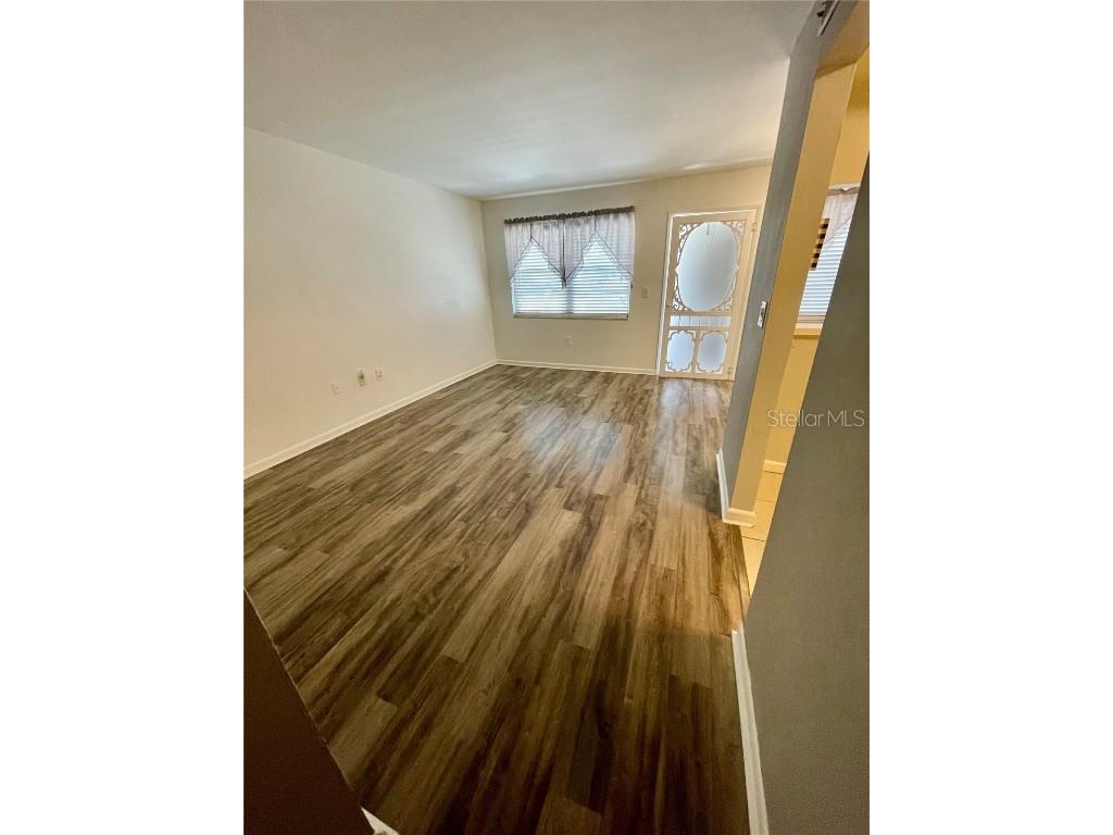 1921 58th Avenue N #11 Saint Petersburg FL 33714 TB8391287 image5