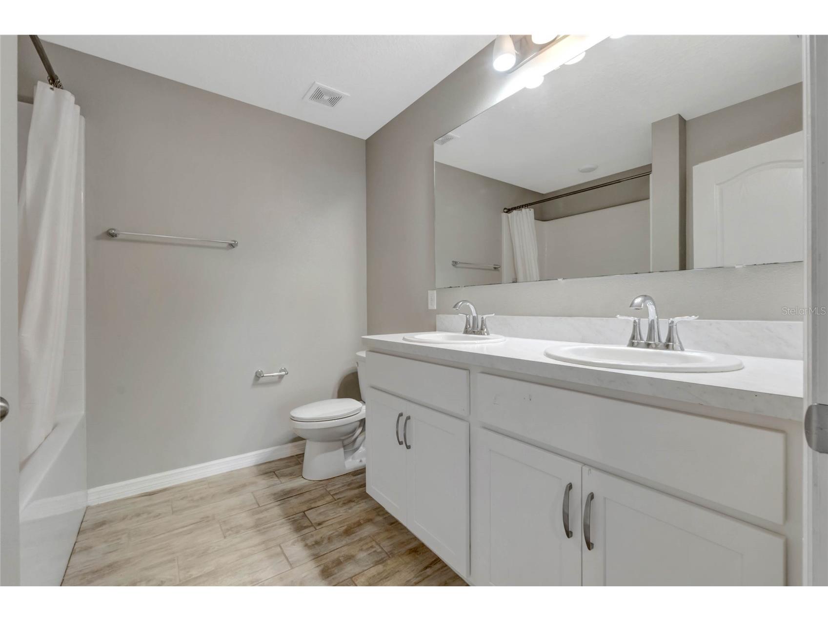 1921 Bell Creek Loop Fruitland Park FL 34731 G5106282 image18