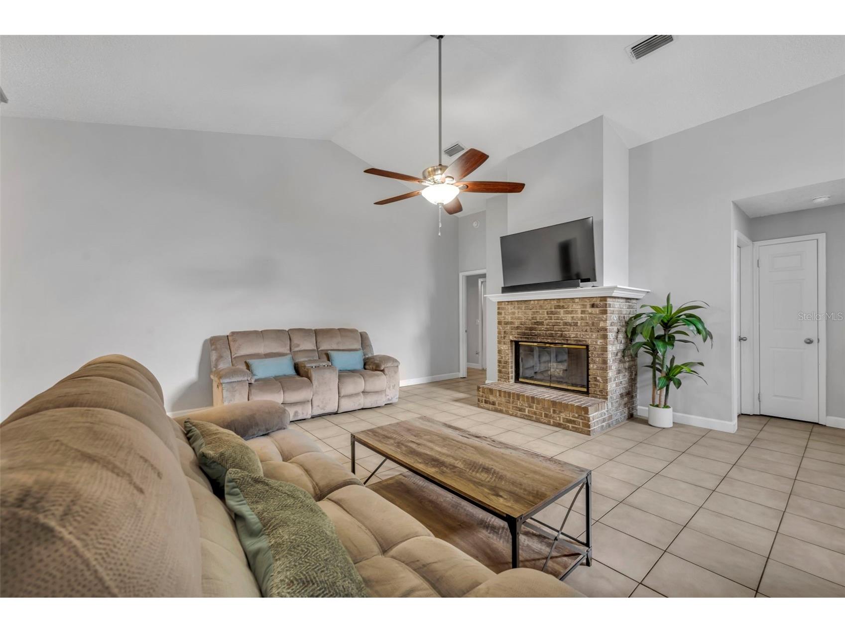 1921 Blue Fox Court Orlando FL 32825 O6407477 image11