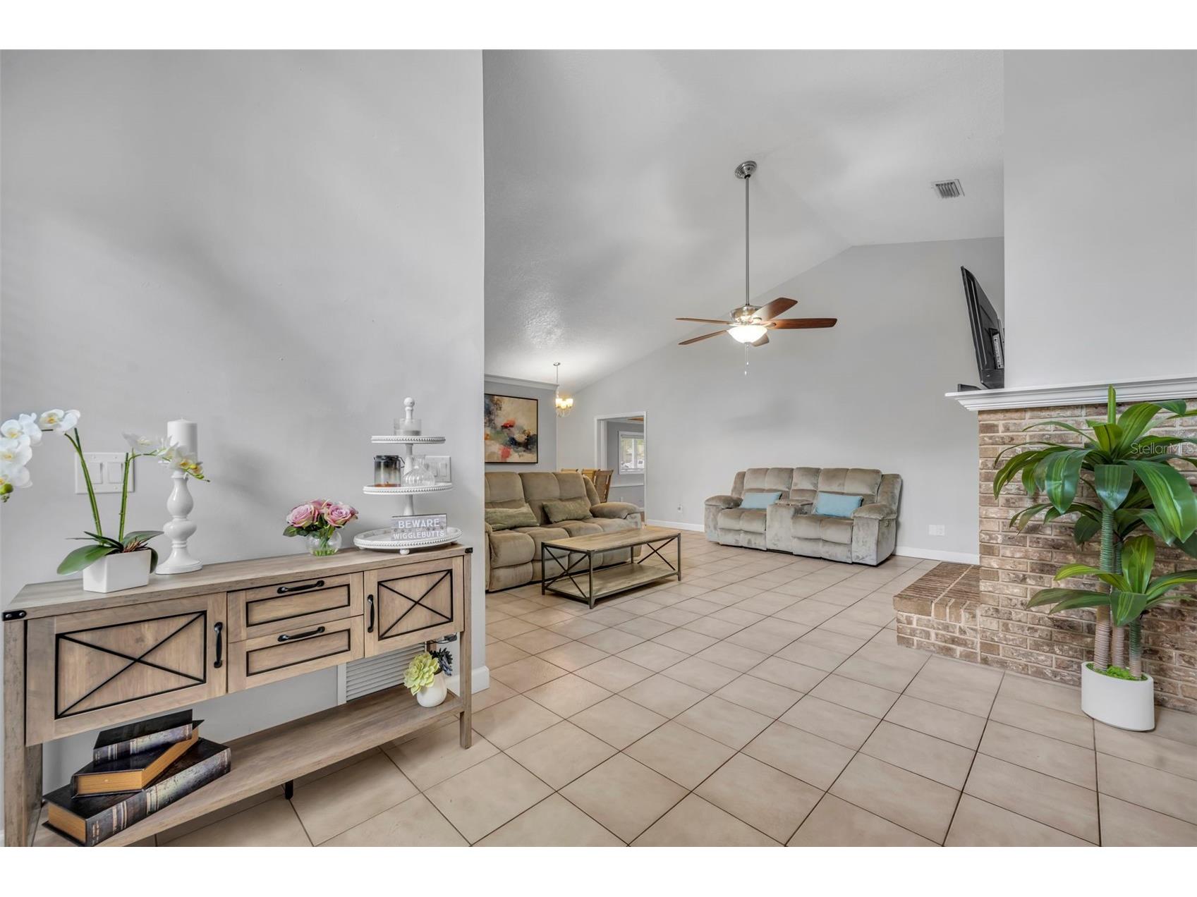 1921 Blue Fox Court Orlando FL 32825 O6407477 image6