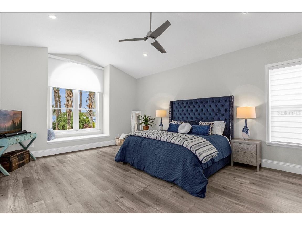 1921 Edgewater Drive, Mount Dora, FL, 32757 MLS G5083538 Edina Realty