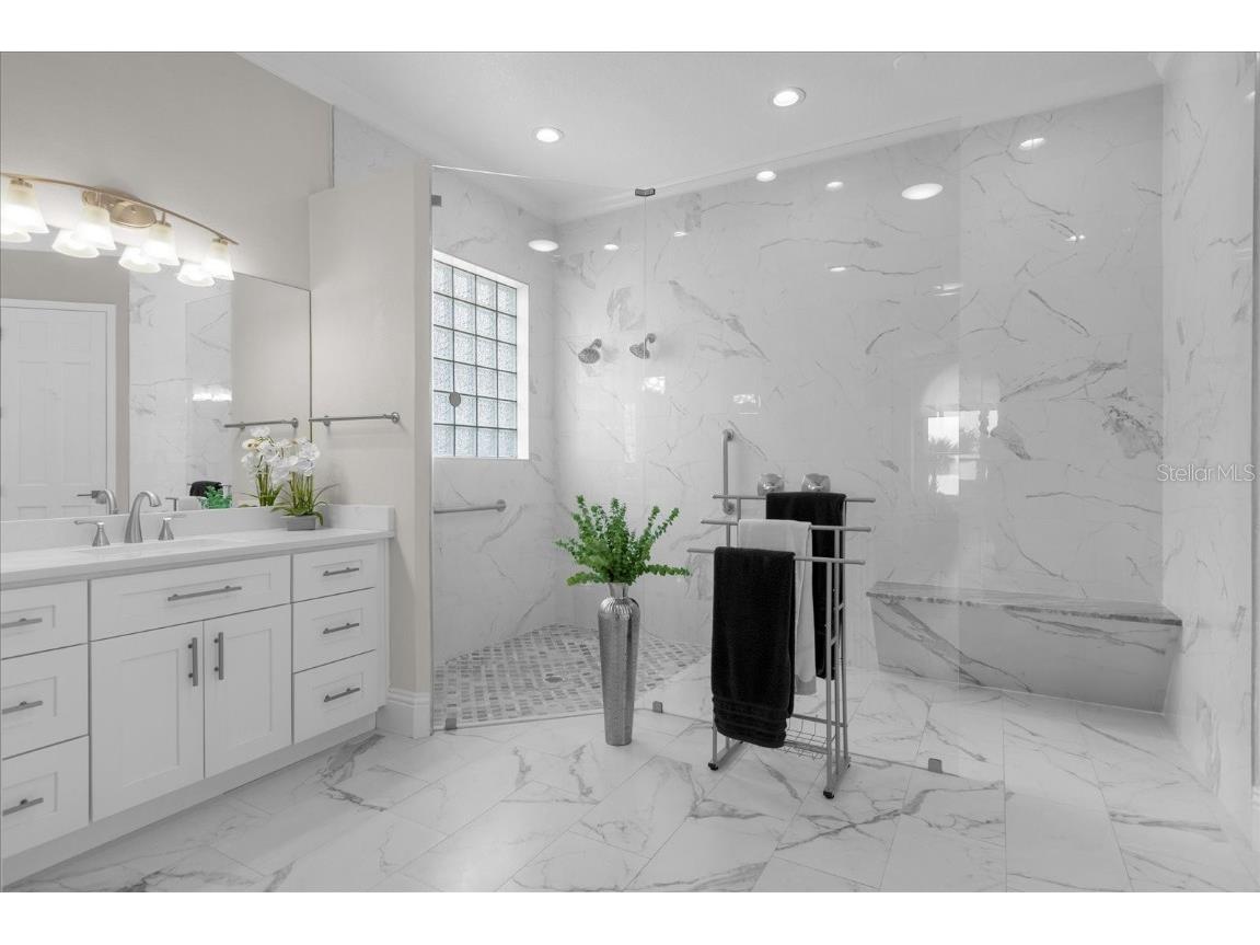 1921 Edgewater Drive, Mount Dora, FL, 32757 MLS G5083538 Edina Realty