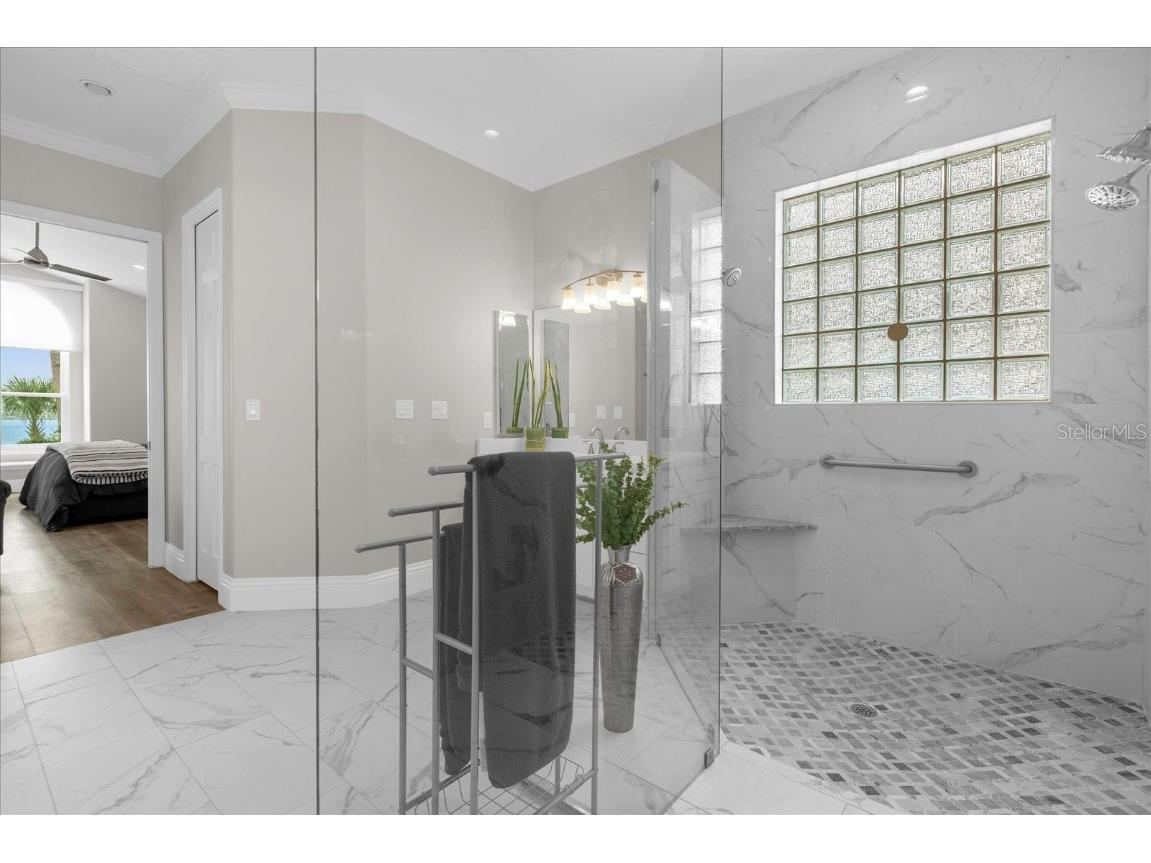 1921 Edgewater Drive, Mount Dora, FL, 32757 MLS G5083538 Edina Realty