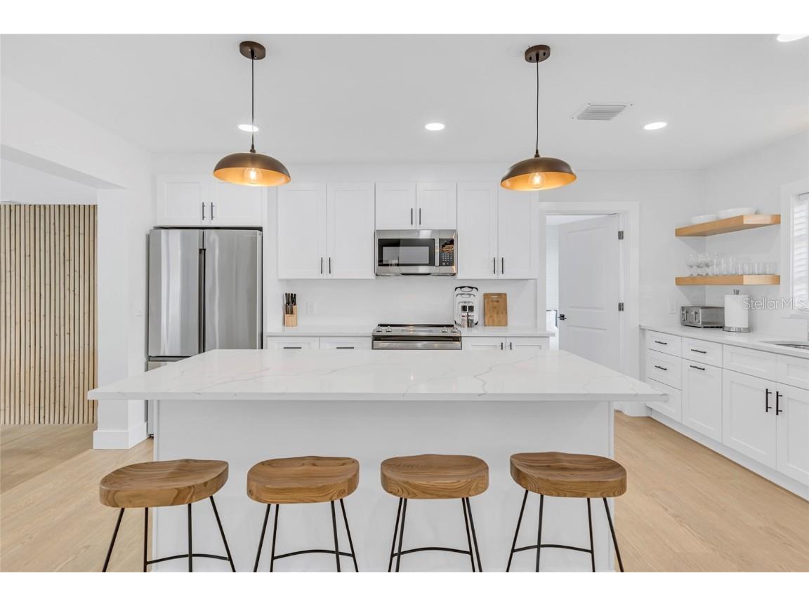 1921 Fern Avenue Sarasota FL 34235 A4648582 image11