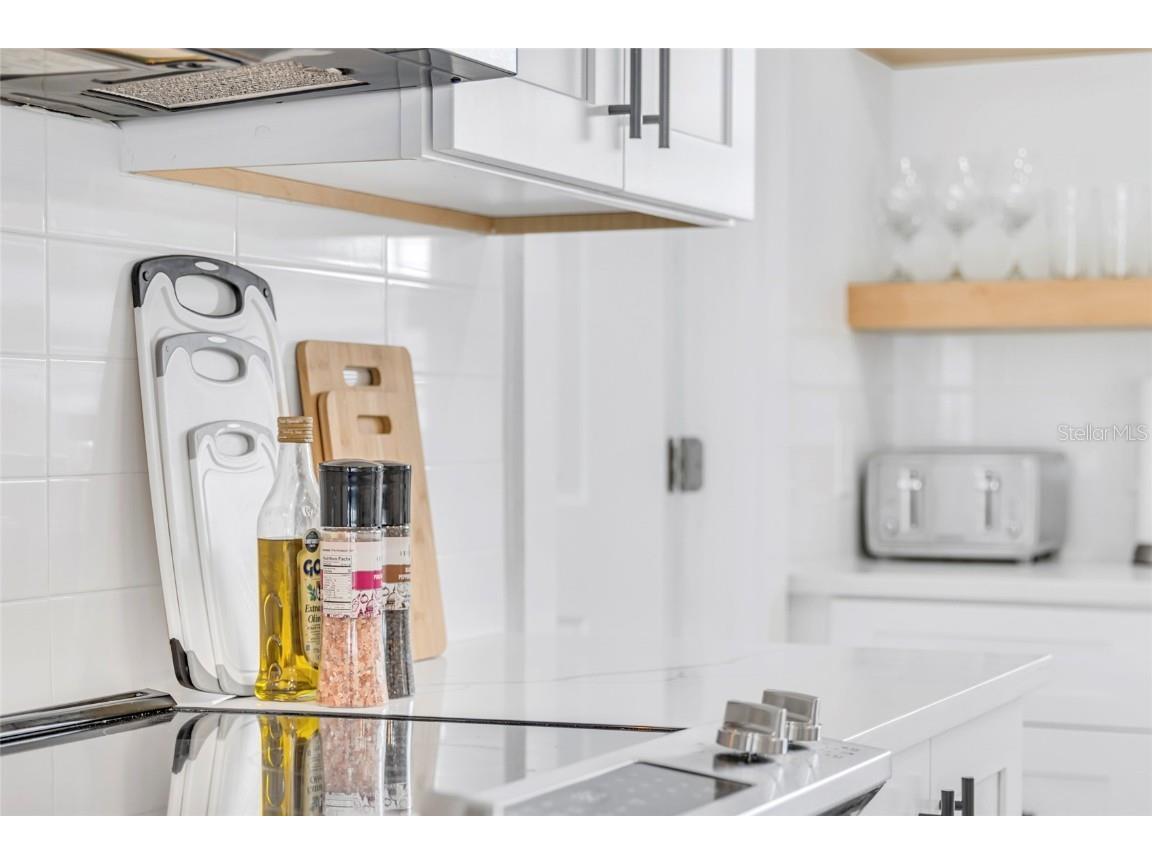 1921 Fern Avenue Sarasota FL 34235 A4648582 image14