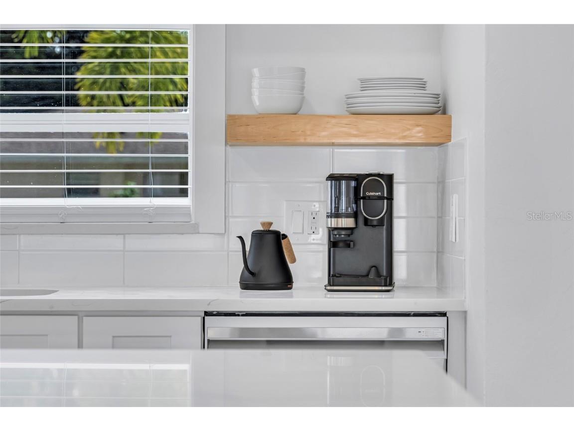 1921 Fern Avenue Sarasota FL 34235 A4648582 image17