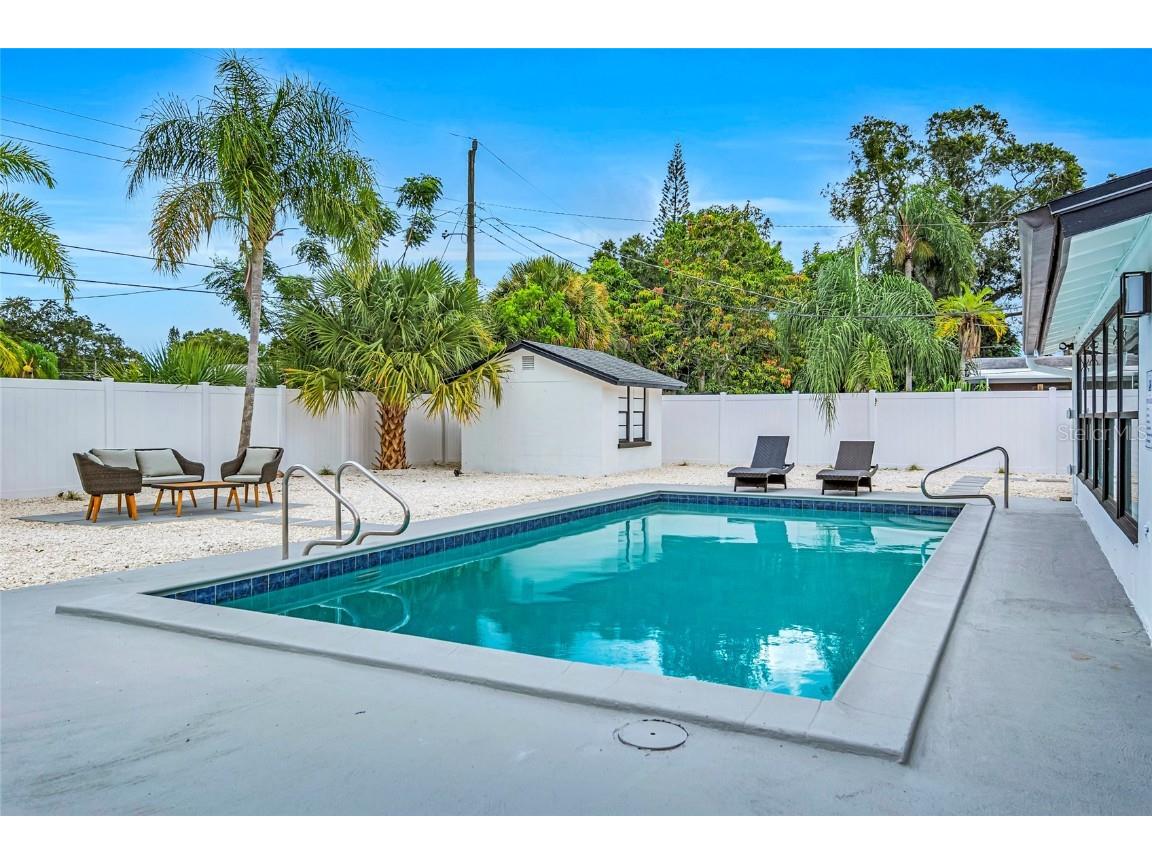 1921 Fern Avenue Sarasota FL 34235 A4648582 image2